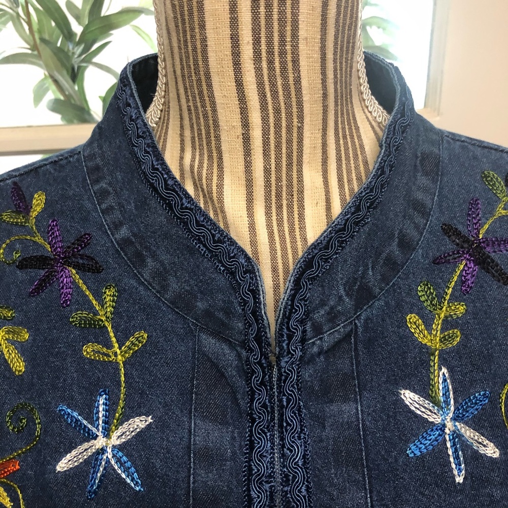 Gunit Fashions embroidered front denim jacket - Picture 3 of 11